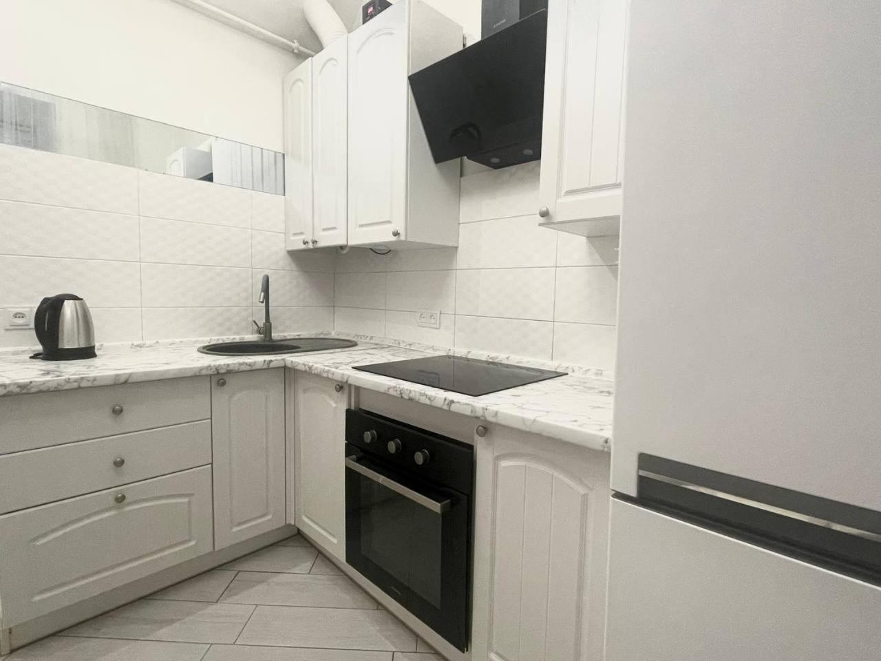 Куліша 15, Апартаменти В Центрі,Тц Форум,Оперний Lviv Eksteriør billede